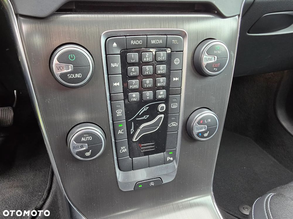 Volvo V40 D3 Momentum - 17