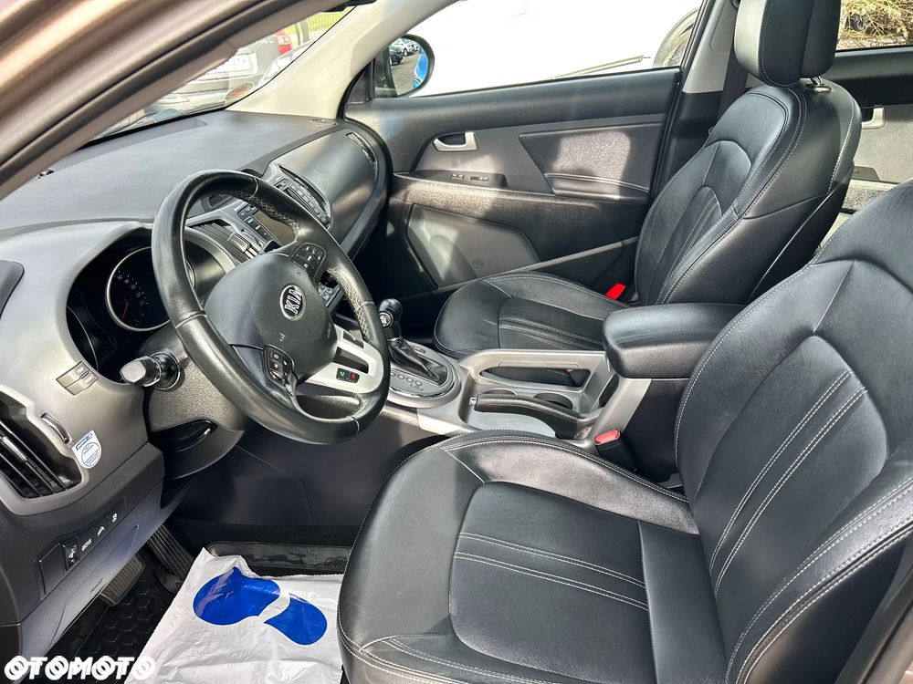 Kia Sportage 2.0 CRDI 184 4WD Automatik Spirit - 18