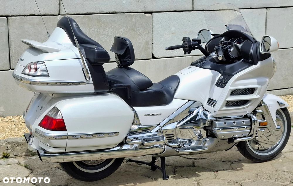 Honda GL - 6