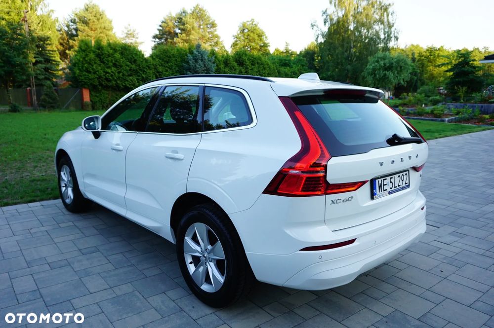 Volvo XC 60 B4 B Momentum Pro - 8