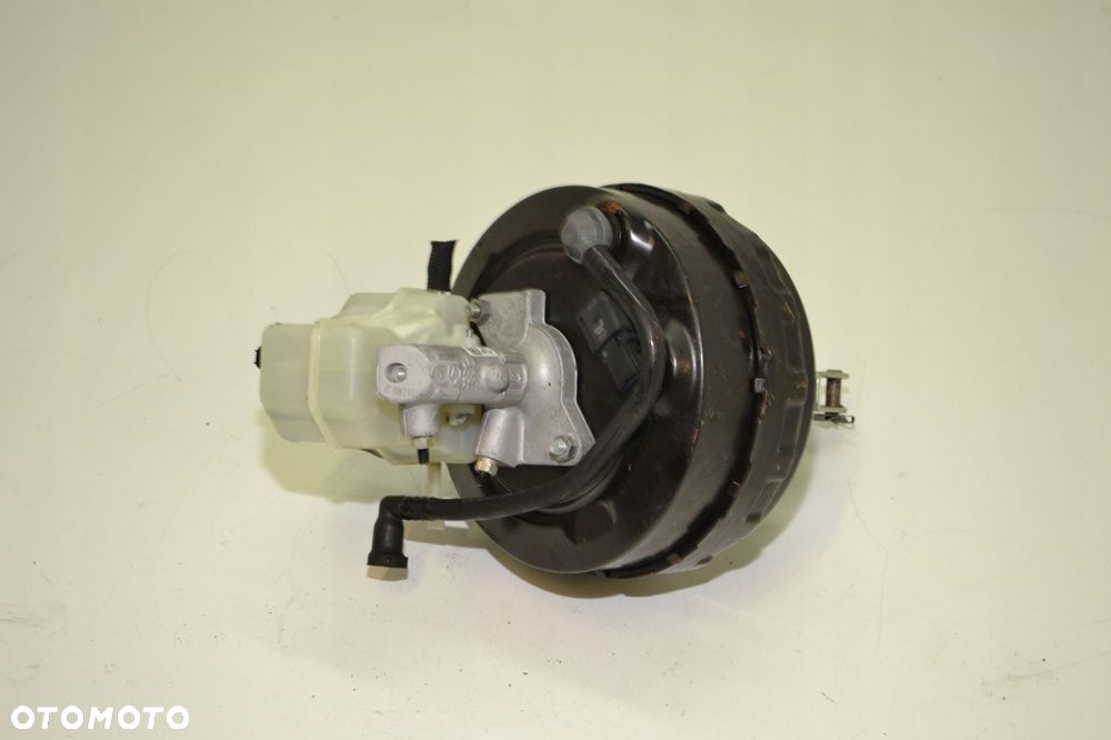 SERWO HAMULCOWE 6788041 BMW E87 E90 E91 KOMPLETNE - 3