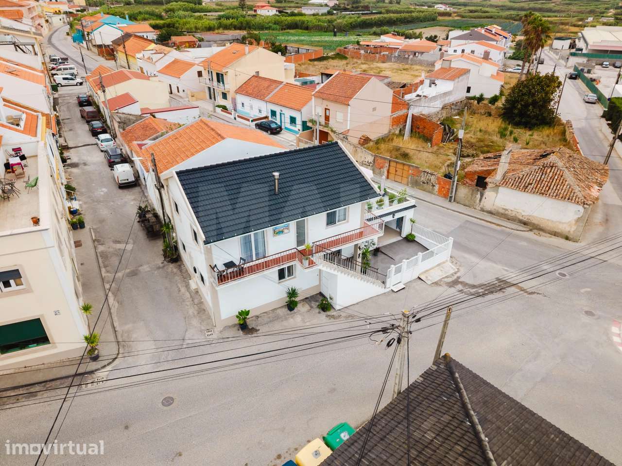Moradia no centro de Ferrel como nova pronto a habitar. - Grande imagem: 3/50