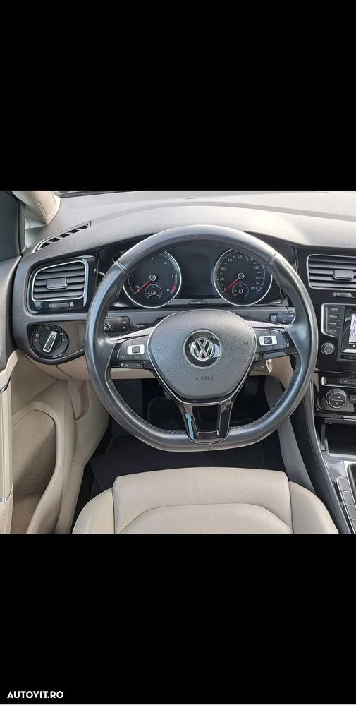 Volkswagen Golf 1.6 TDI DPF BMT Highline - 19