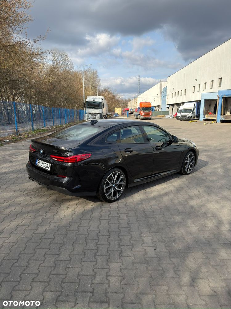 BMW Seria 2 218i - 11