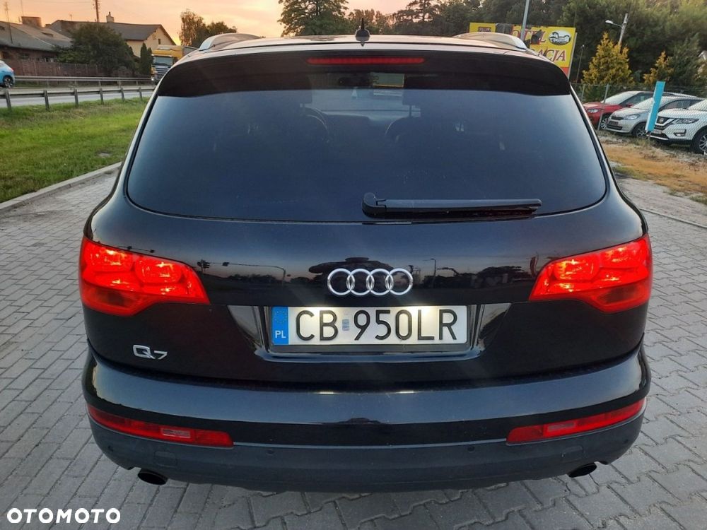 Audi Q7 - 9