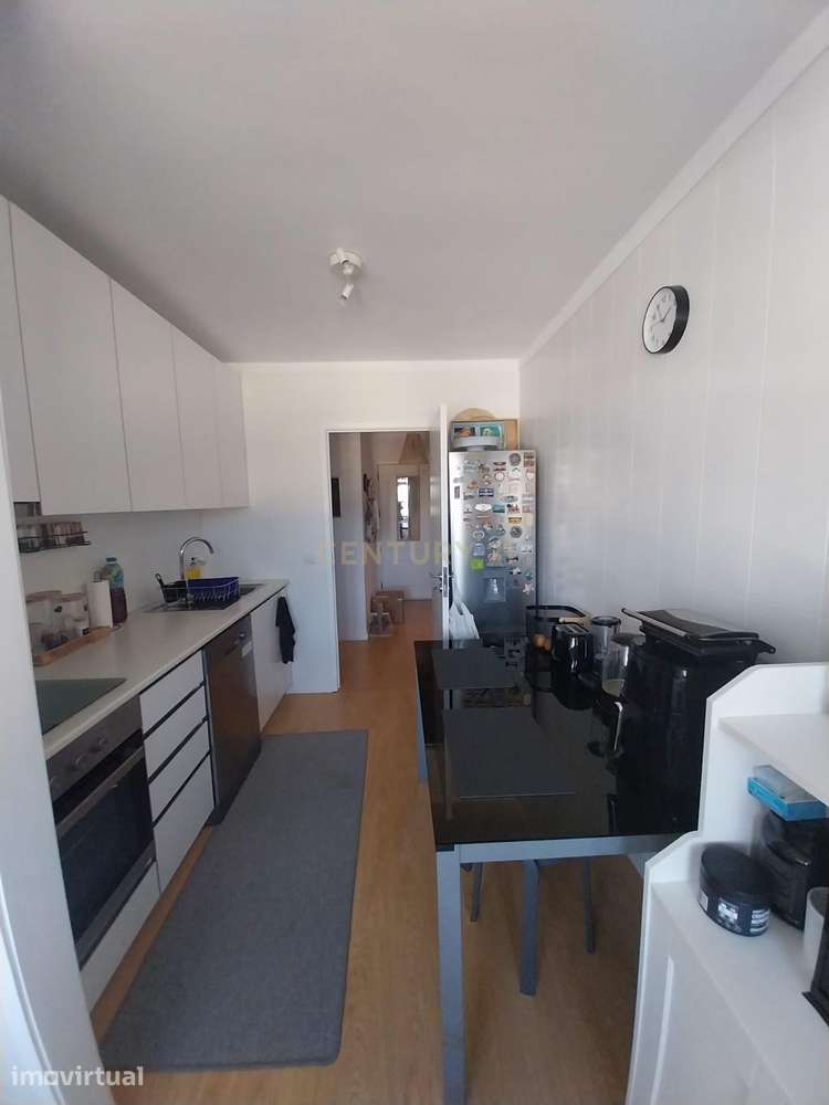 Apartamento T1 +1 - em Vilar de Andorinho, Vila Nova de Gaia - Grande imagem: 2/25