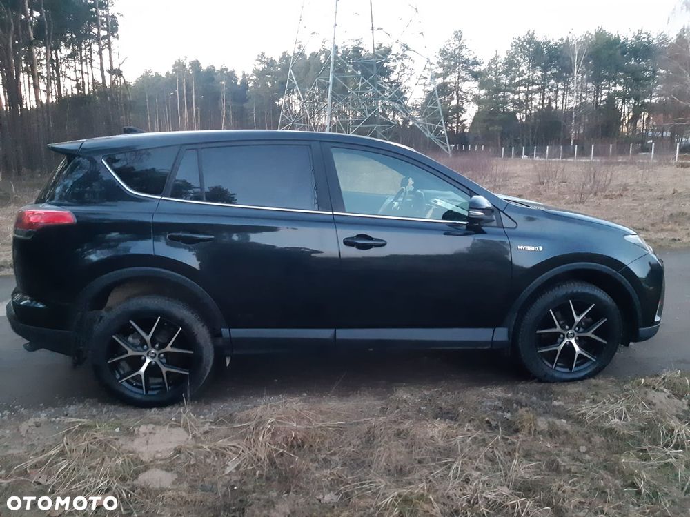 Toyota RAV4 - 5