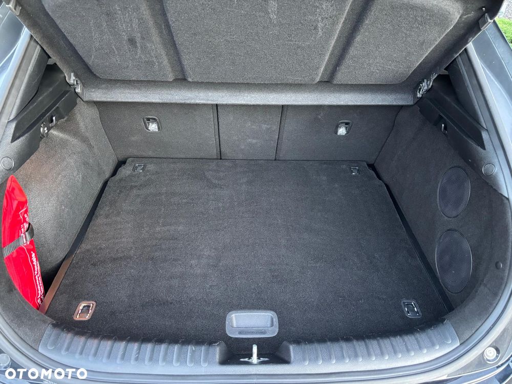 Kia XCeed 1.6 CRDi PLATINUM EDITION - 38