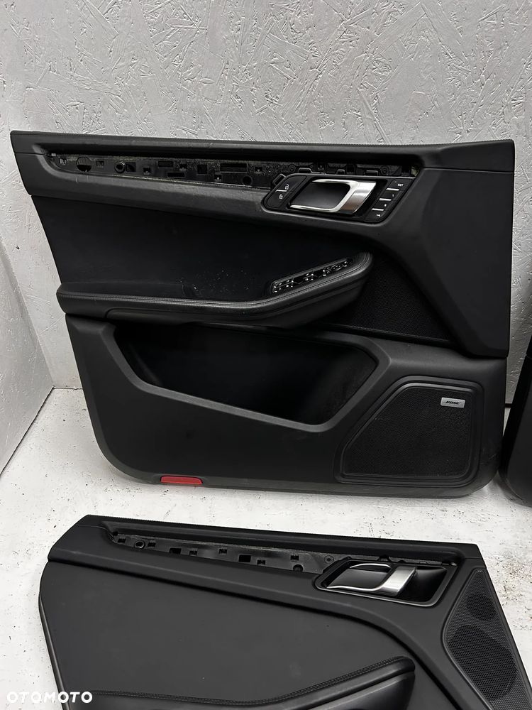 PORSCHE MACAN TURBO LIFT FOTELE KANAPA SKÓRA Z PAMIĘCIĄ BOCZKI EUROPA - 14