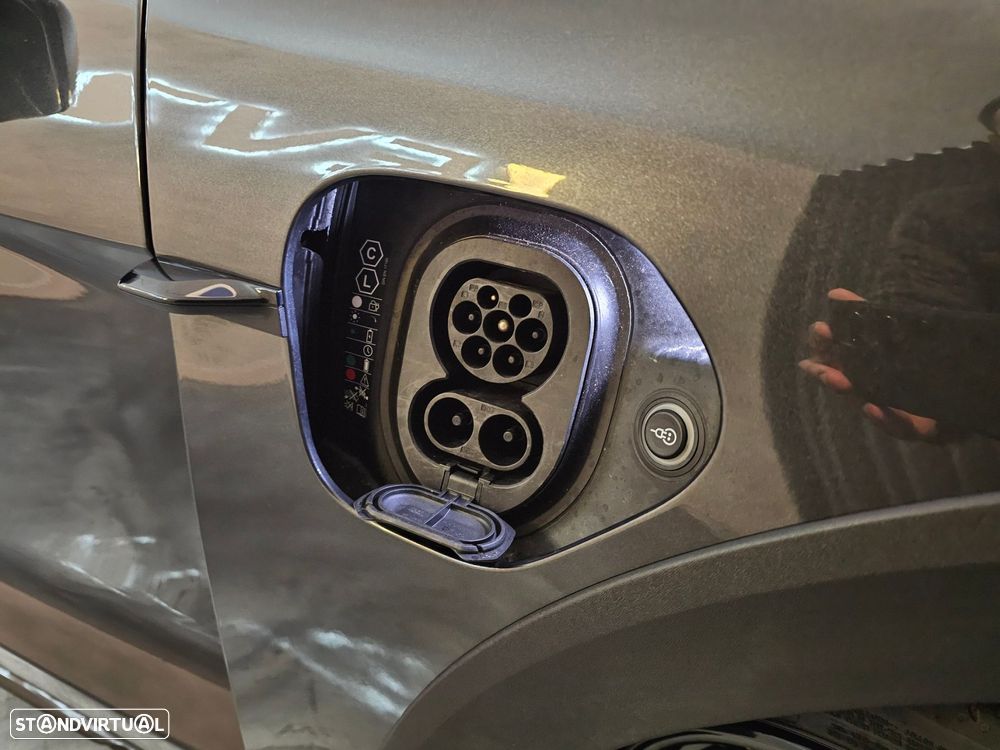 Porsche Taycan Cross Turismo 4 - 40