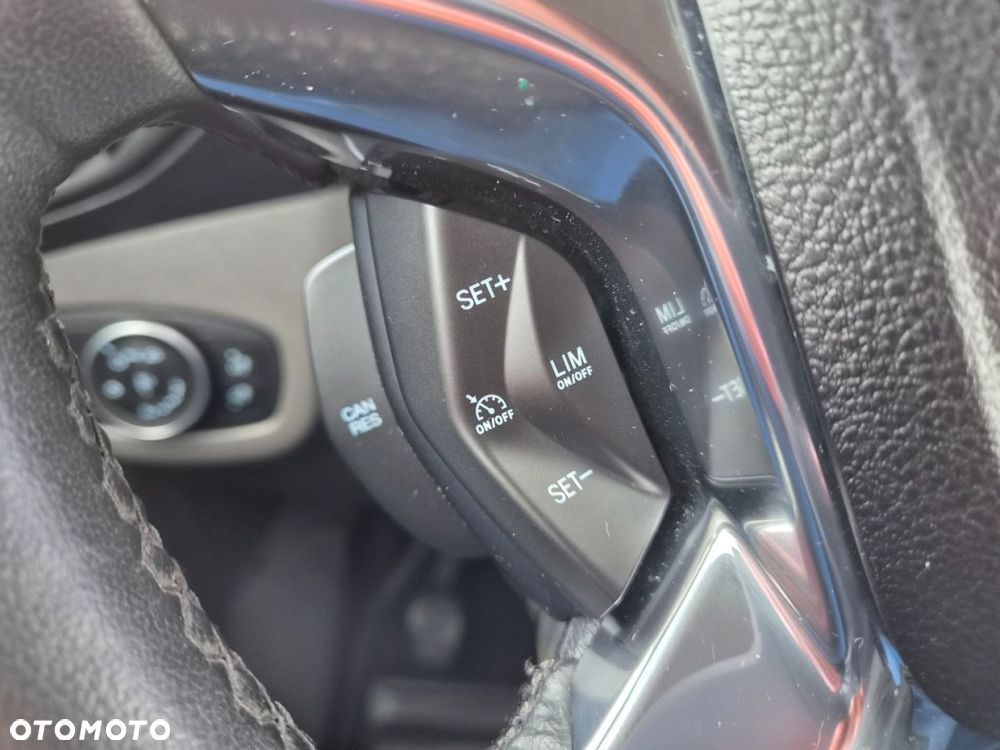 Ford Transit Connect - 18