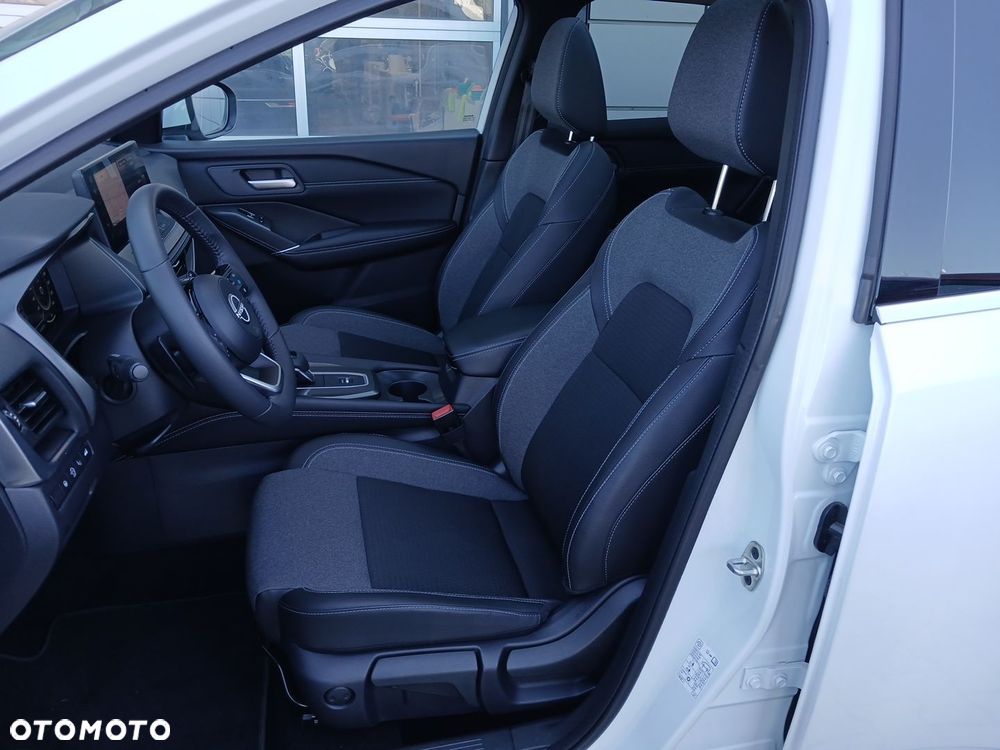 Nissan Qashqai 1.3 DIG-T MHEV N-Connecta Xtronic - 11