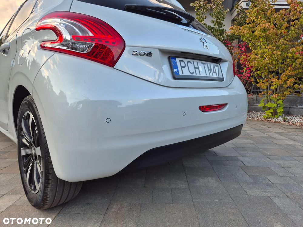Peugeot 208 PureTech 82 Start & Stop Tech Edition - 8