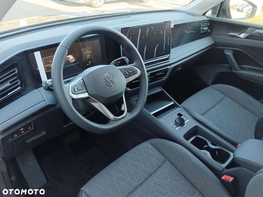 Volkswagen Tiguan - 9