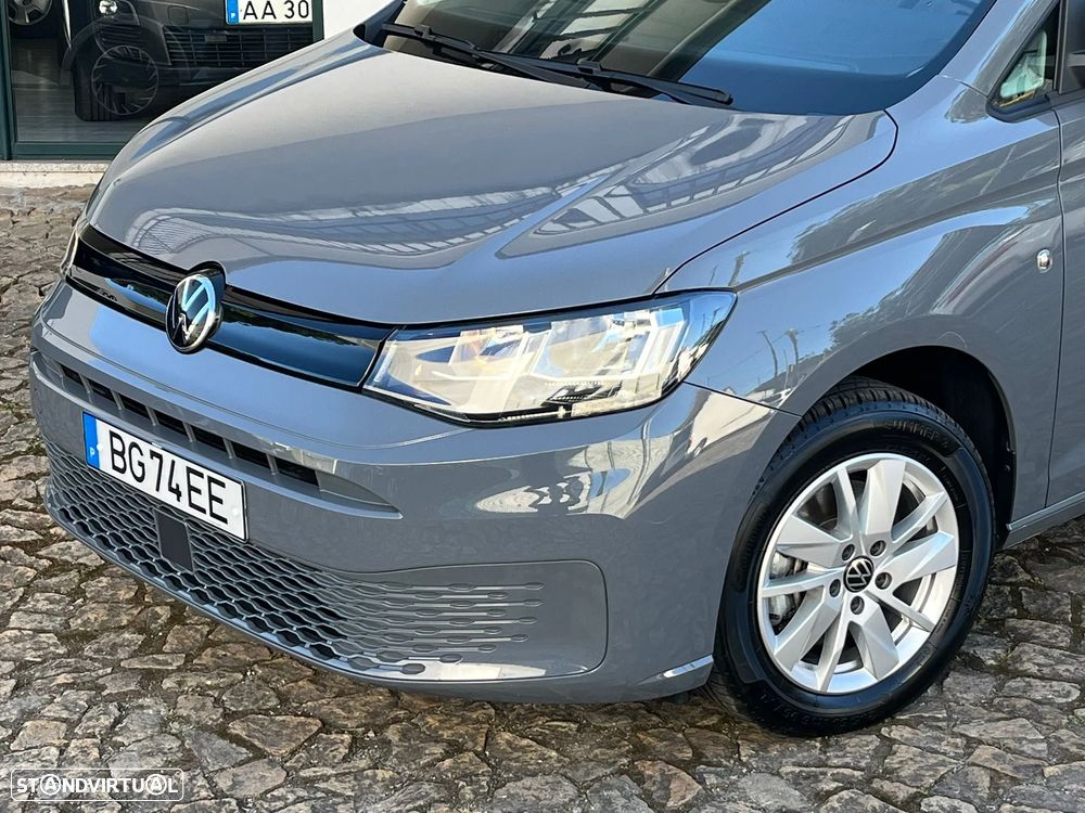 VW Caddy Maxi Cargo 2.0 TDi Business DSG 122cv (caixa automática) - 2