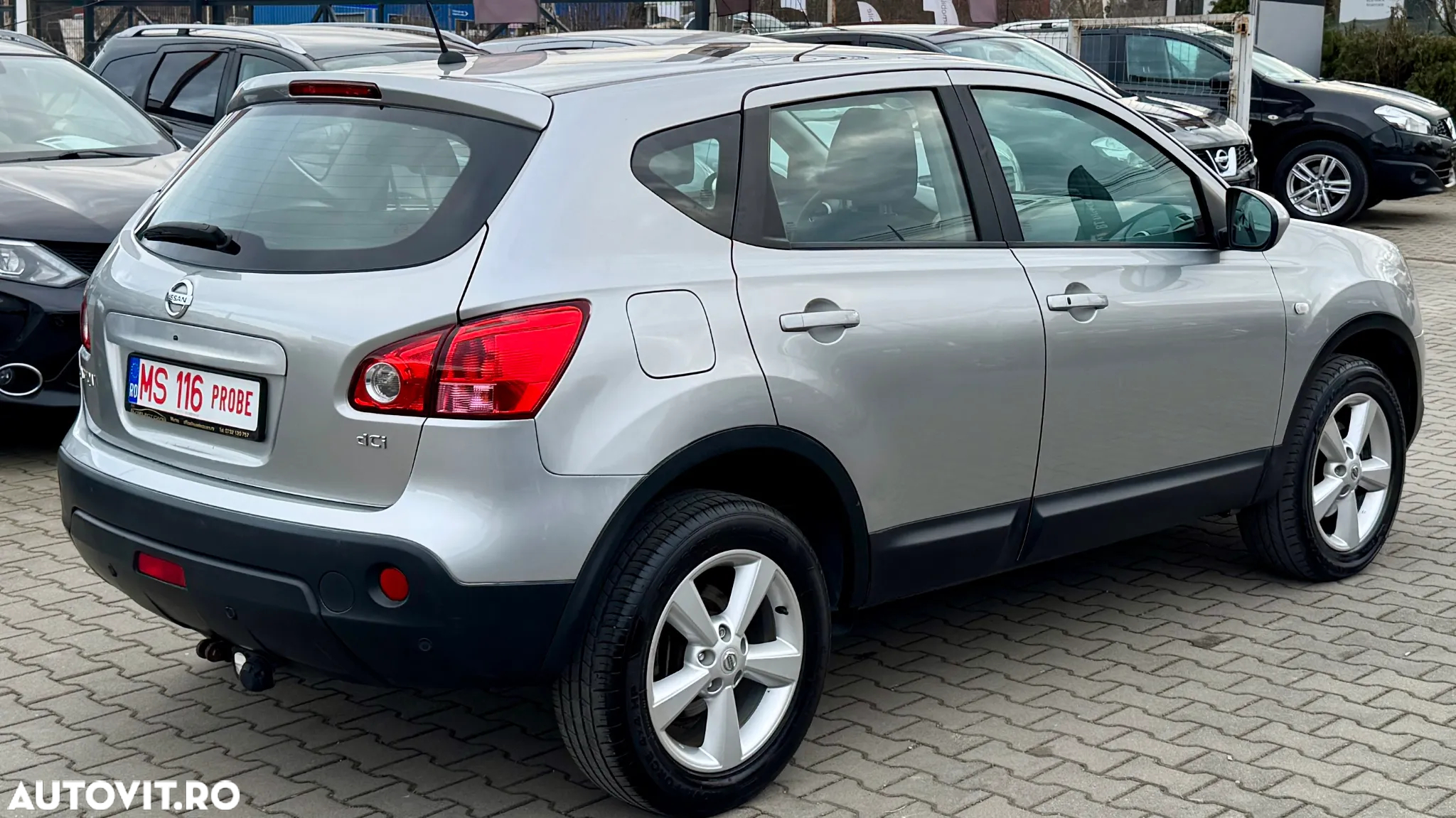 Nissan Qashqai 2.0 DCI DPF Tekna - 3