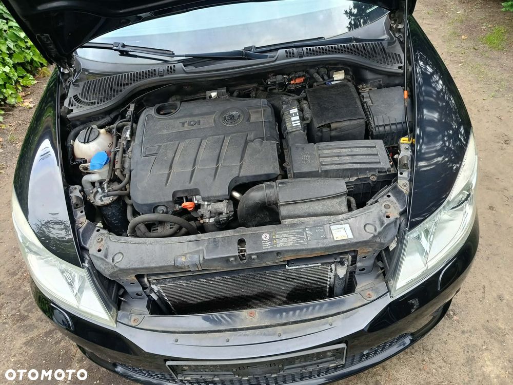 Skoda Octavia 2.0 TDI DPF RS - 13