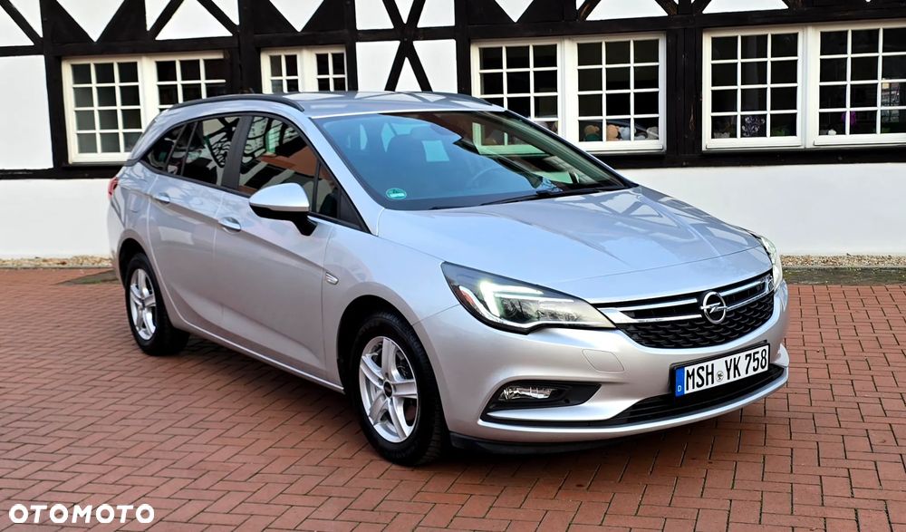Opel Astra 1.6 CDTI Elite - 1