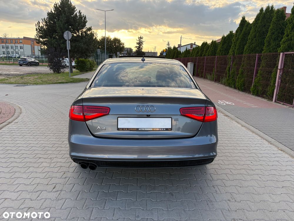 Audi A4 Limousine - 8