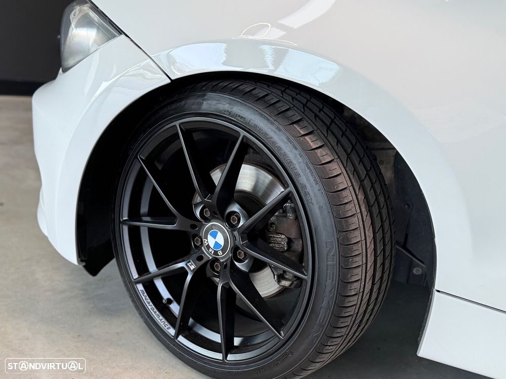 BMW 120 d Limited Edition Lifestyle c/ M Sport Pack - 9