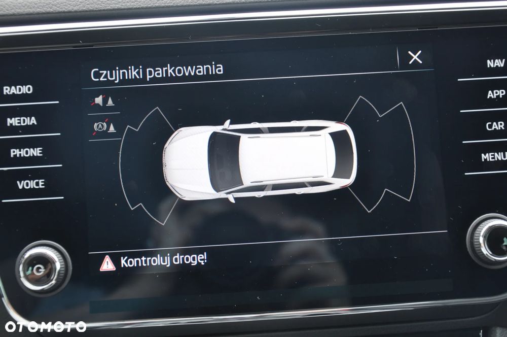 Skoda Superb 1.5 TSI Ambition DSG - 25