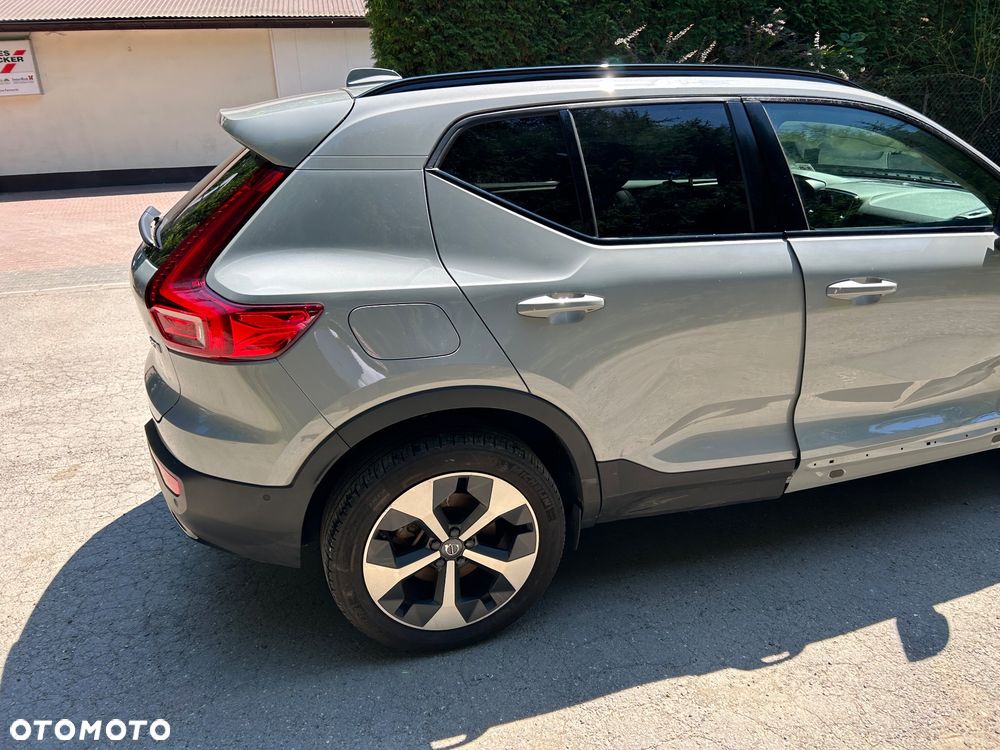 Volvo XC 40 B5 B AWD Momentum Pro - 5