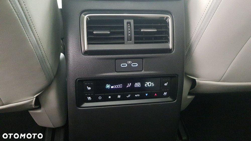 Mazda CX-80 - 25