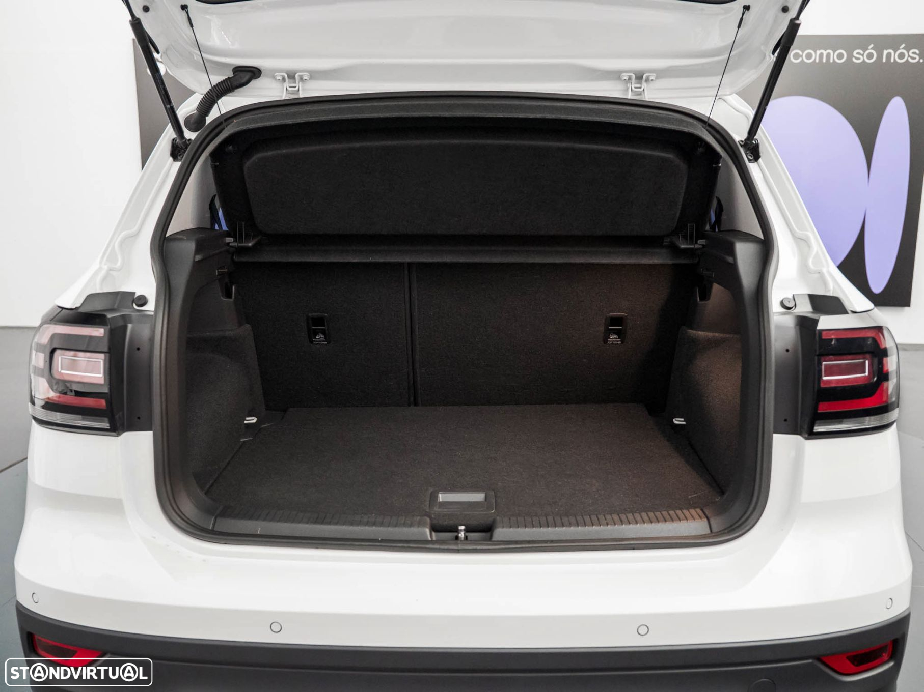 VW T-Cross 1.0 TSI BlackStyle - 11