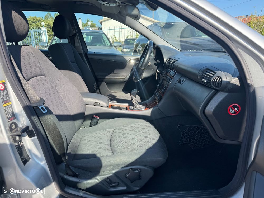 Mercedes-Benz C 220 - 27