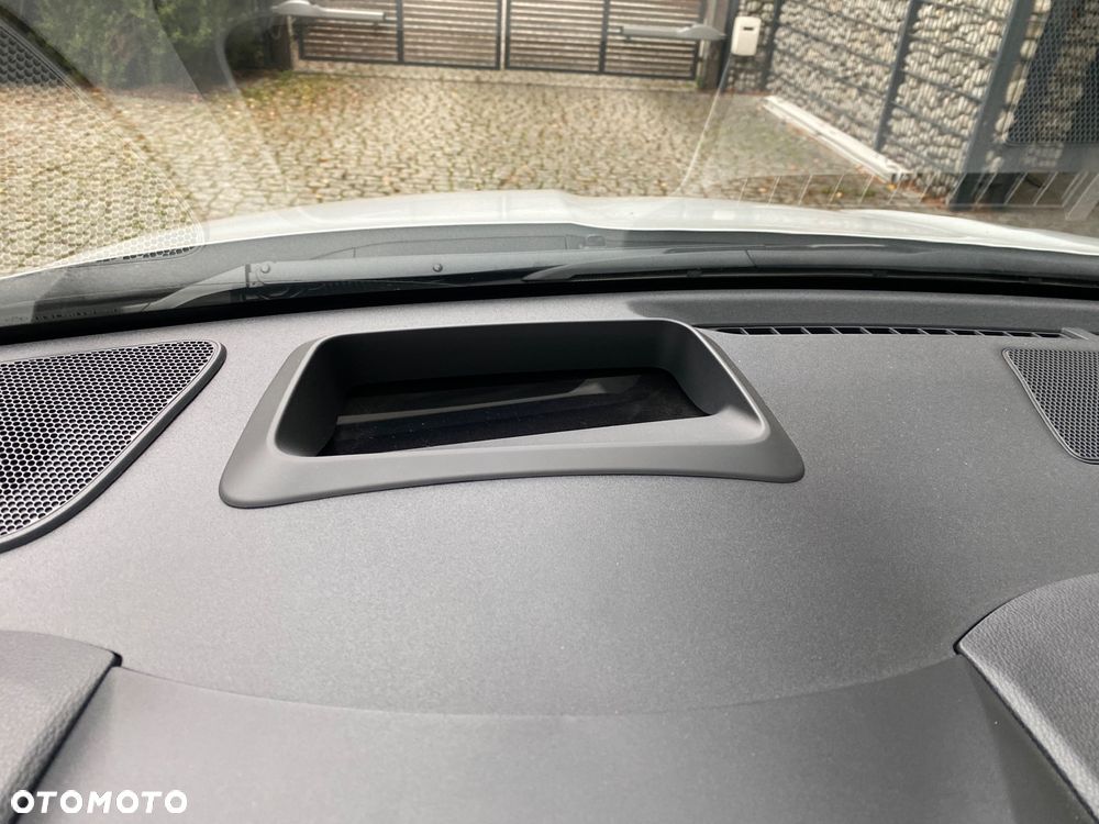 Toyota Yaris 1.5 Executive - 27