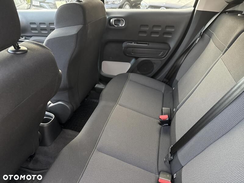 Citroën C3 1.2 PureTech Shine EAT6 - 19