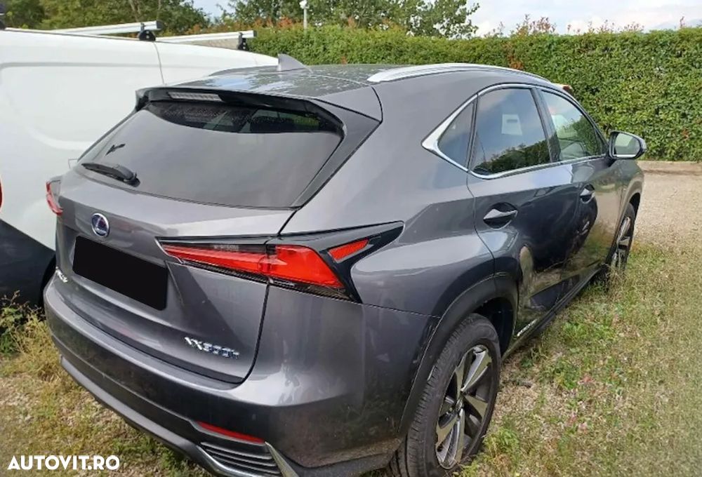 Lexus Seria NX 300h AWD Luxury - 4