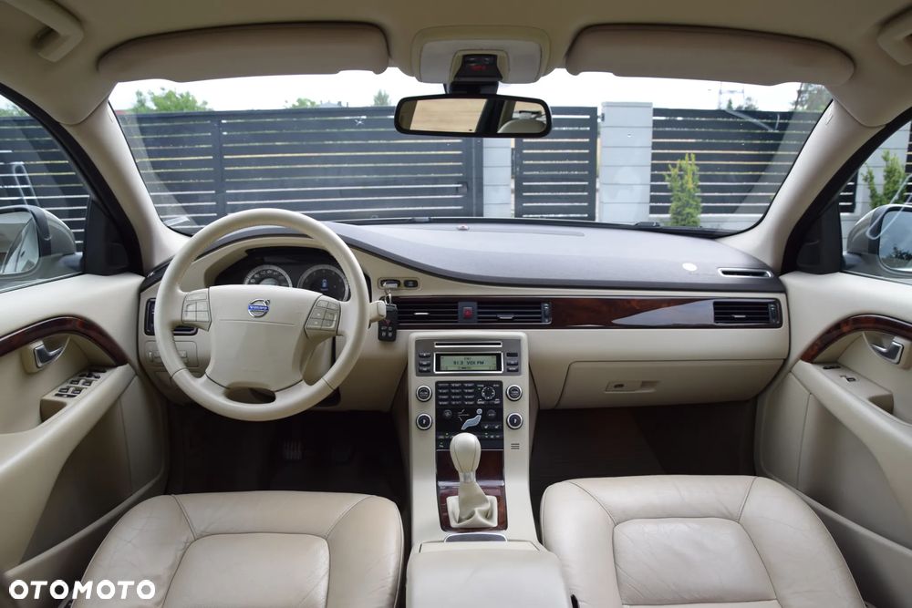 Volvo V70 - 8