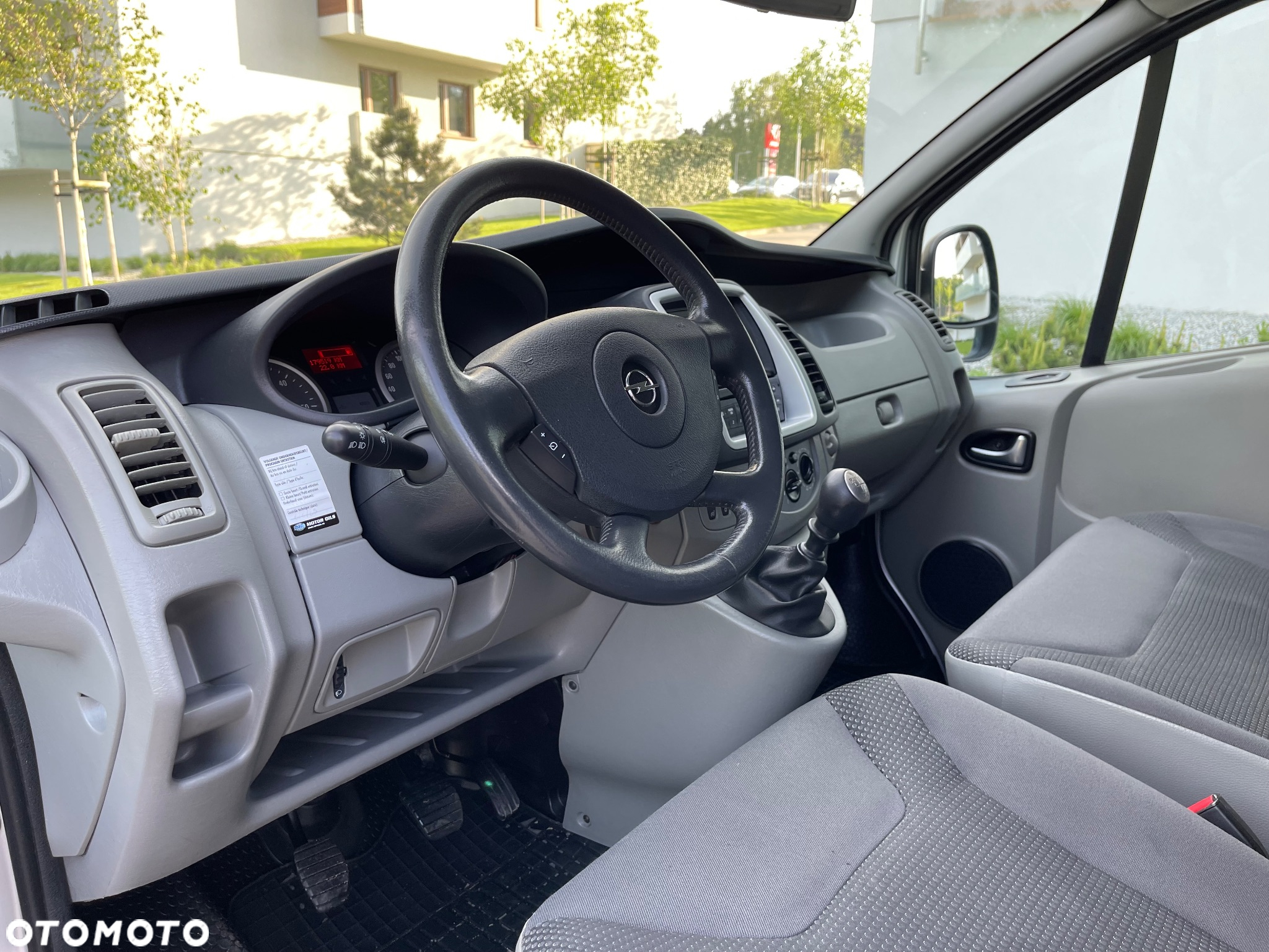 Opel Vivaro 2.0 CDTI L2H1 - 11