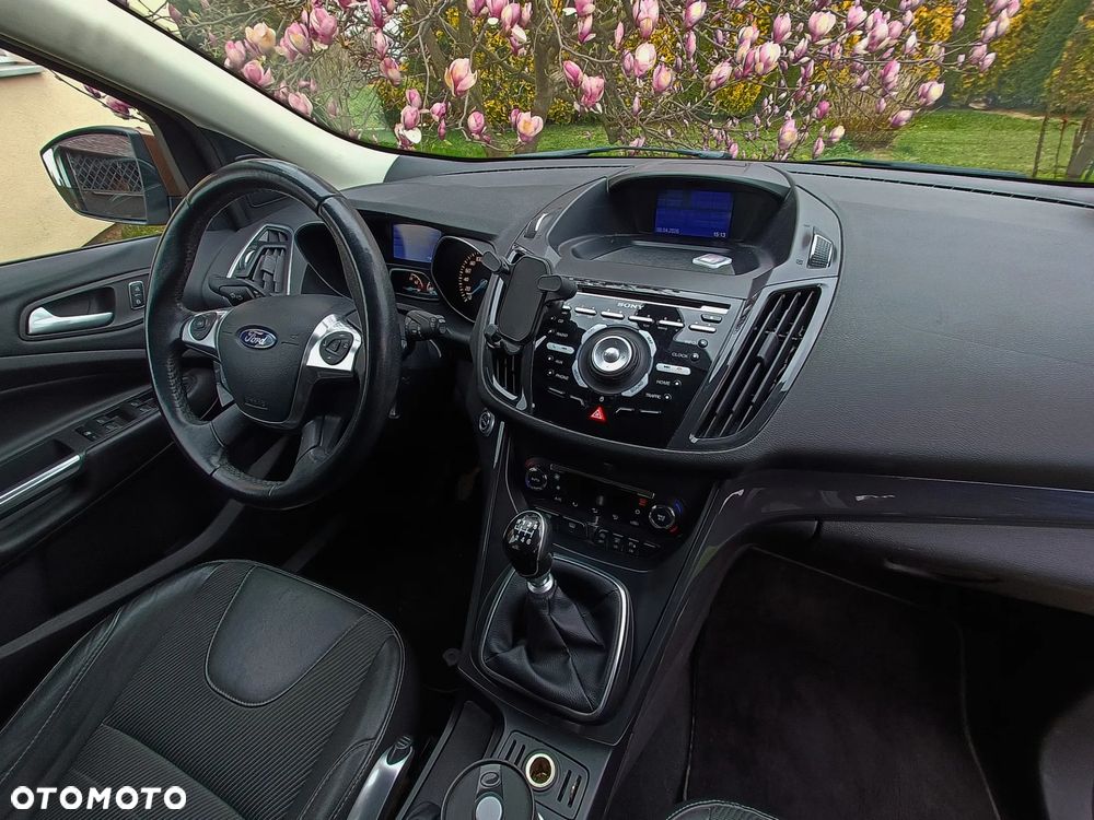 Ford Kuga 1.6 EcoBoost 2x4 Individual - 7