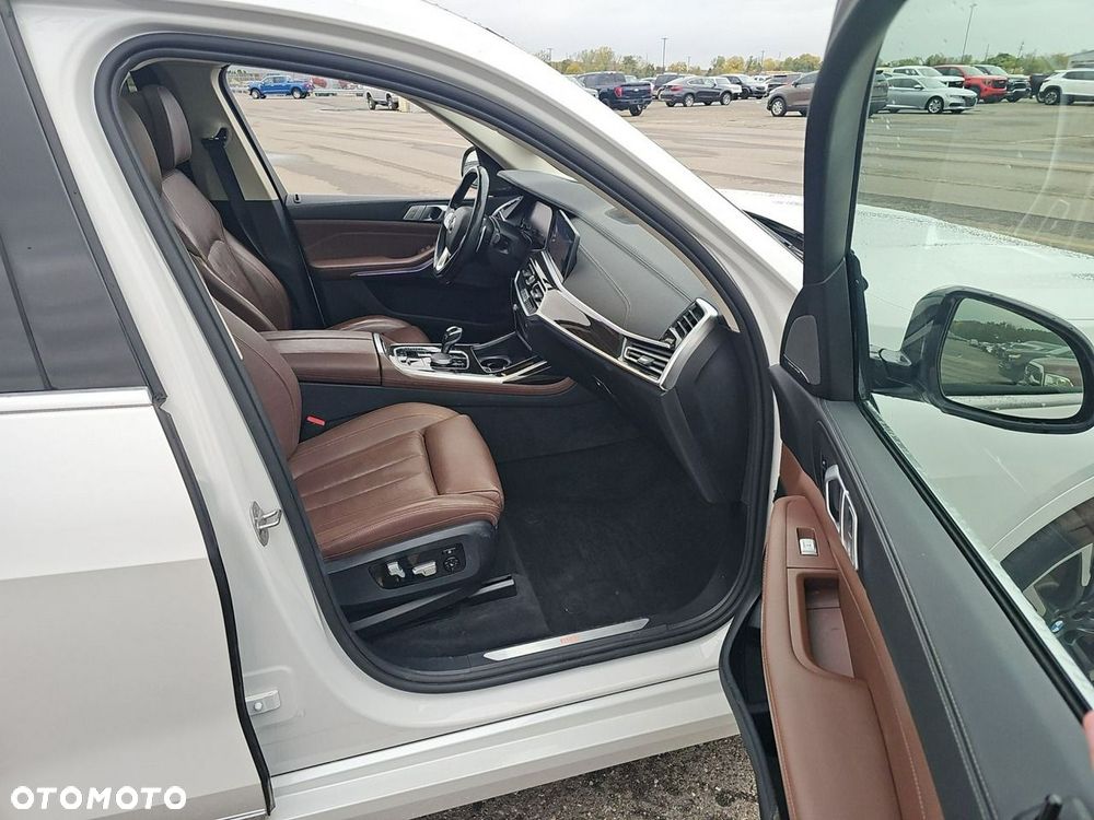 BMW X7 - 8