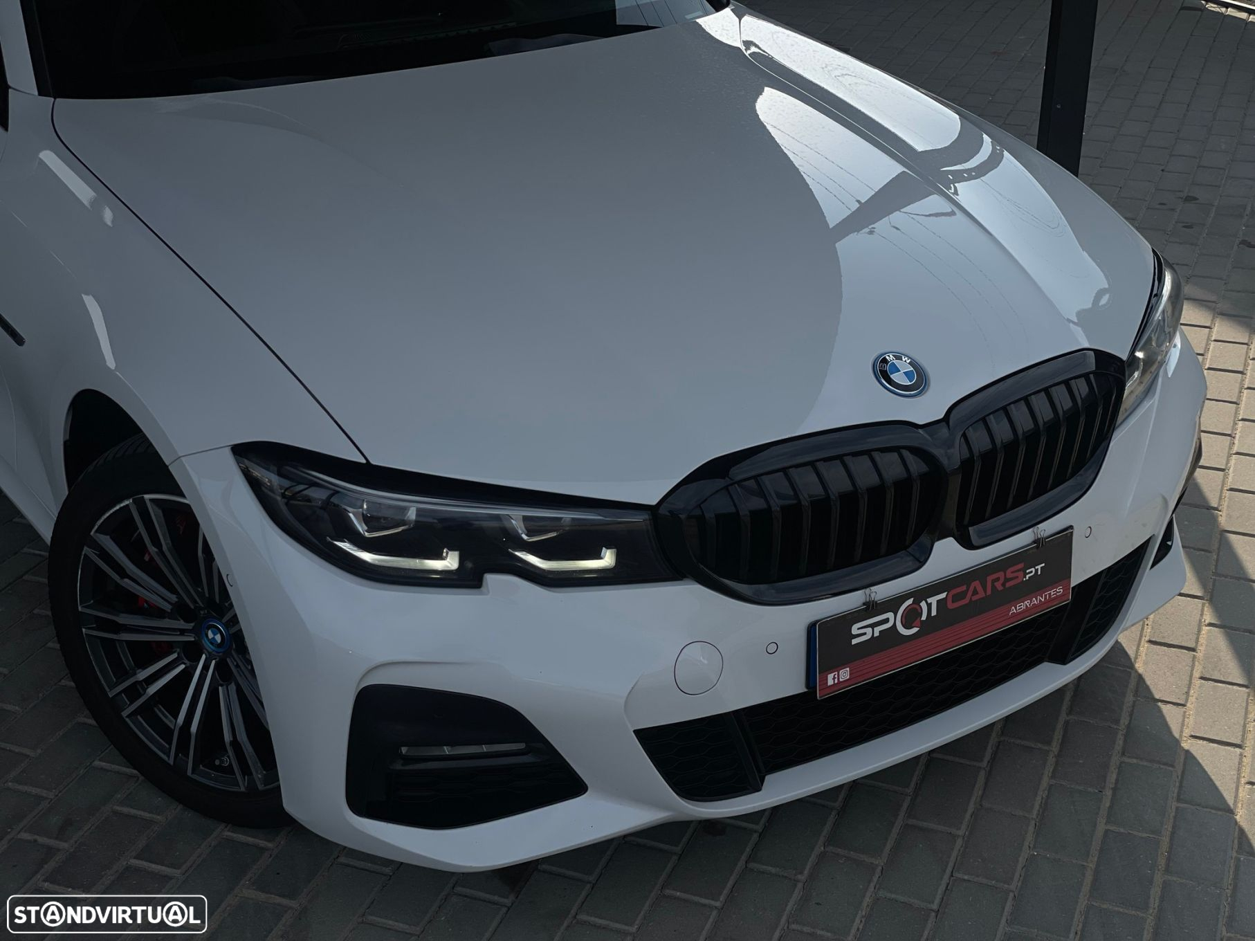 BMW 330 e Touring Pack Desportivo M Pro Auto - 2