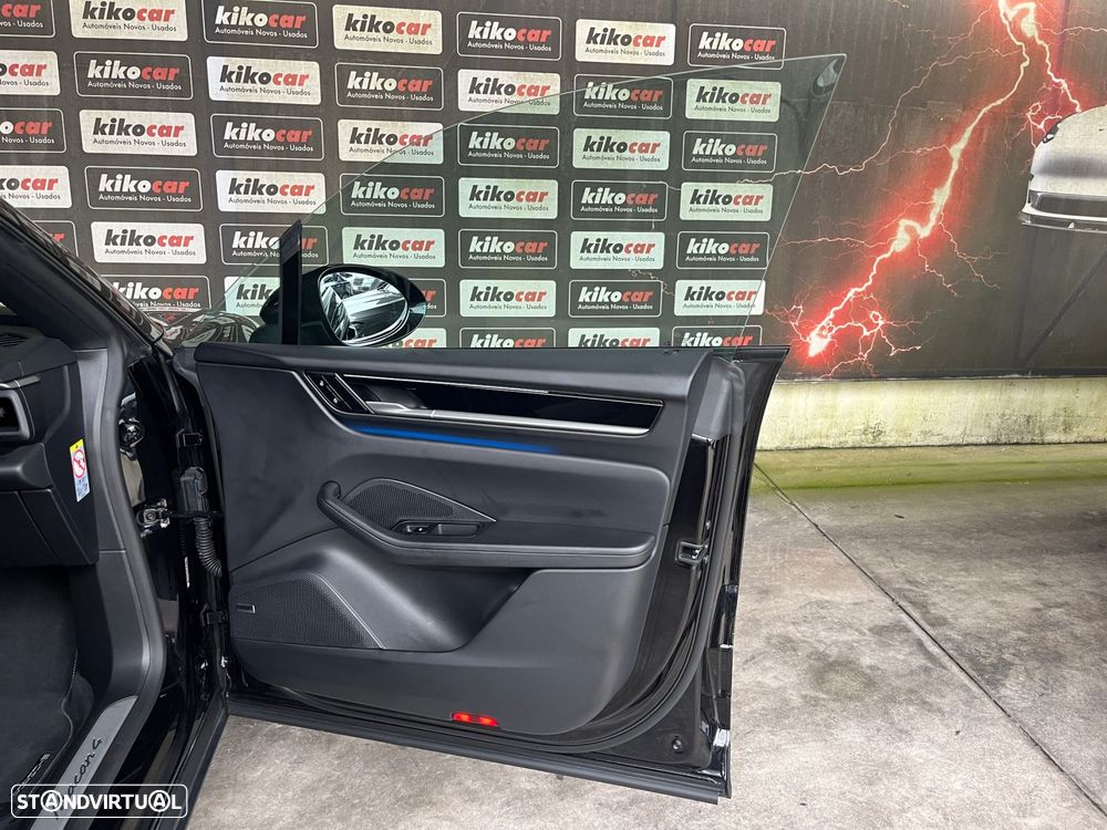 Porsche Macan Electric 4 - 59