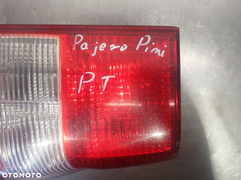 LAMPA PRAWA TYLNA MITSUBISHI PAJERO PININ - 2