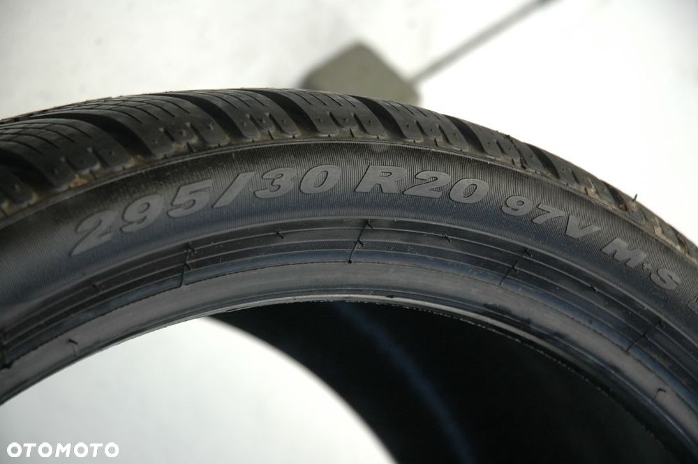 Pirelli Winter SottoZero Serie II 295 30 20 97 V - 7