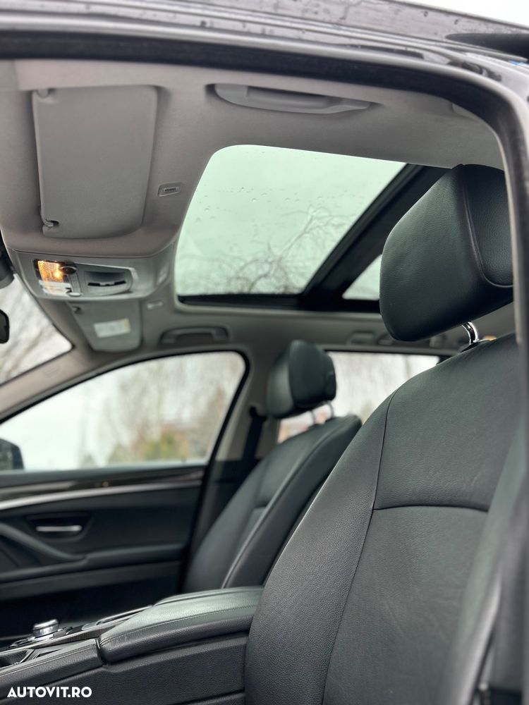 BMW Seria 5 520d Luxury Line - 14
