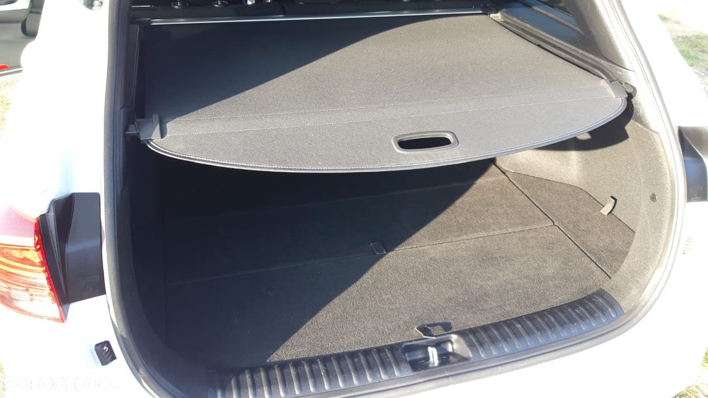 Kia Ceed 1.6 CRDi SCR M - 8