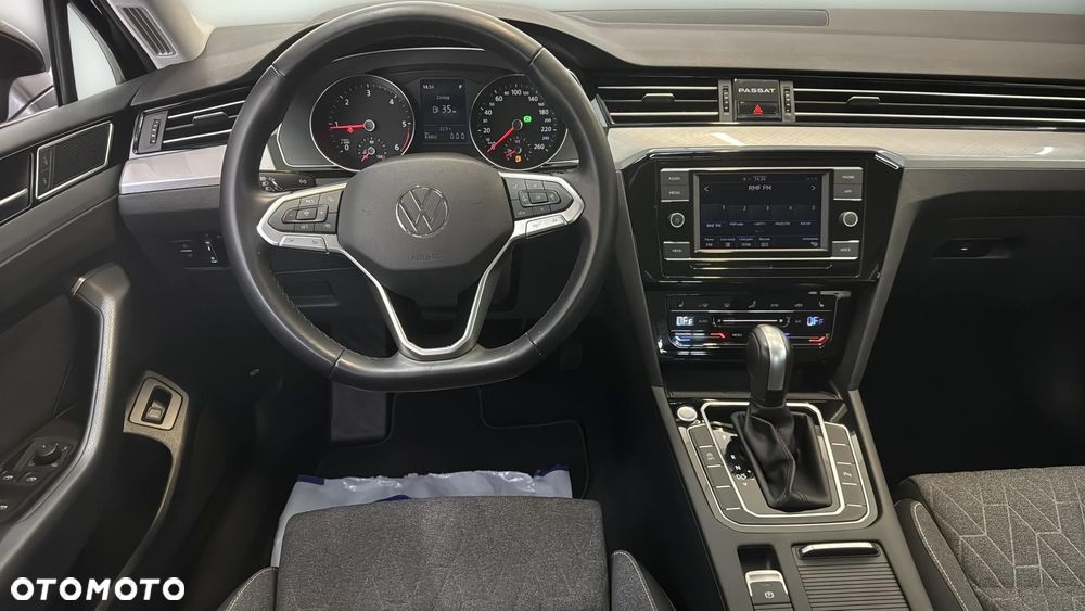 Volkswagen Passat 2.0 TDI EVO Business DSG - 14