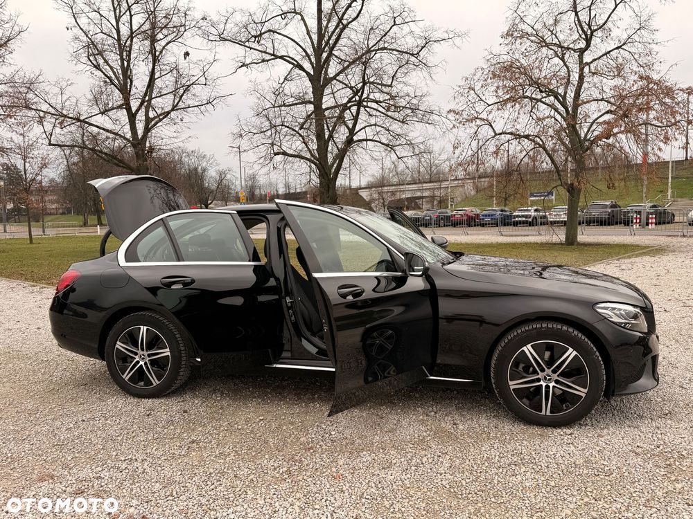 Mercedes-Benz Klasa C 160 9G-TRONIC - 14