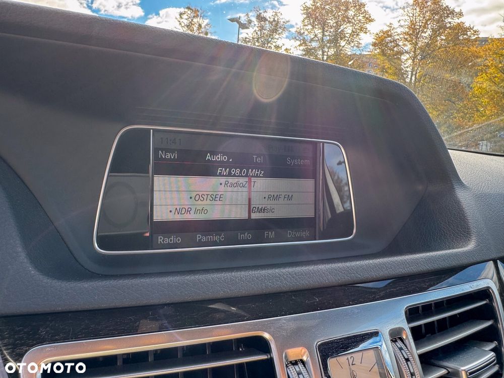 Mercedes-Benz Klasa E - 21