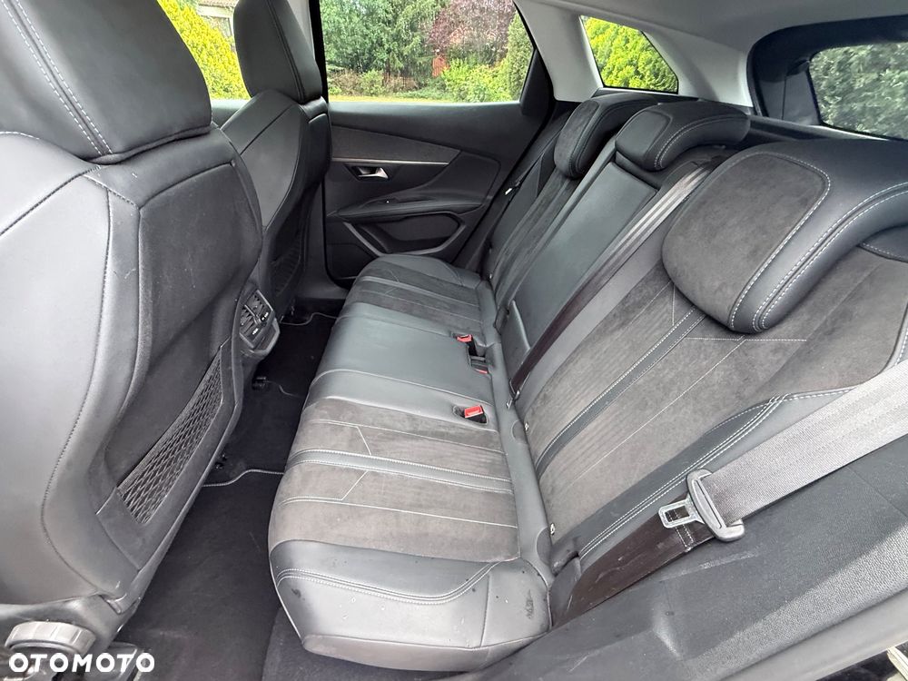 Peugeot 3008 1.5 BlueHDi GT S&S EAT8 - 8