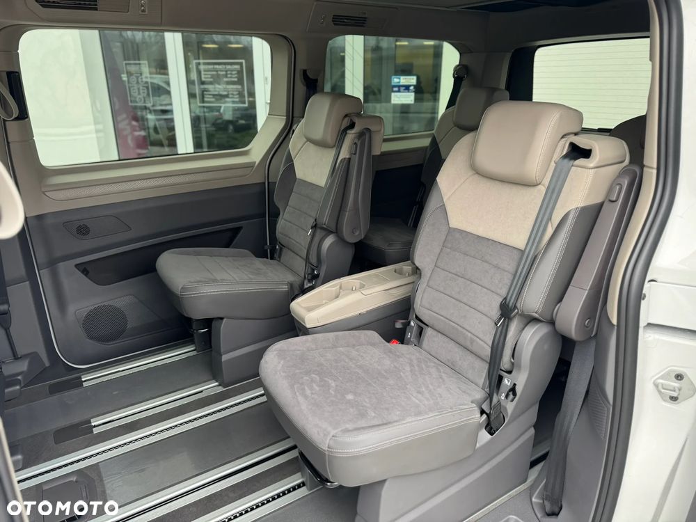 Volkswagen California - 24