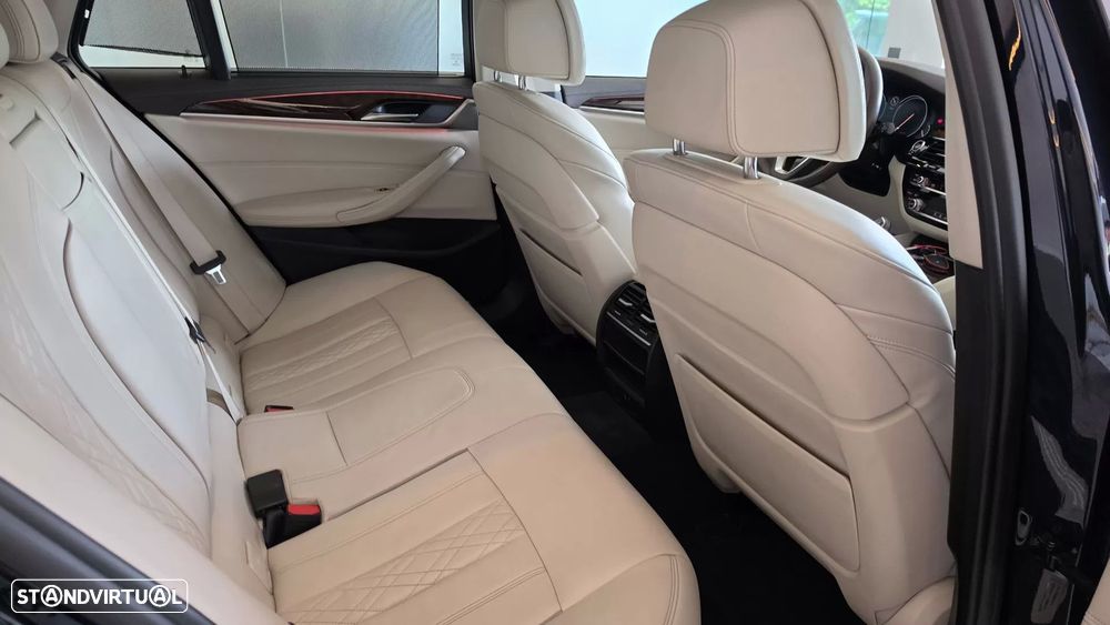 BMW 520 d Line Luxury Auto - 55