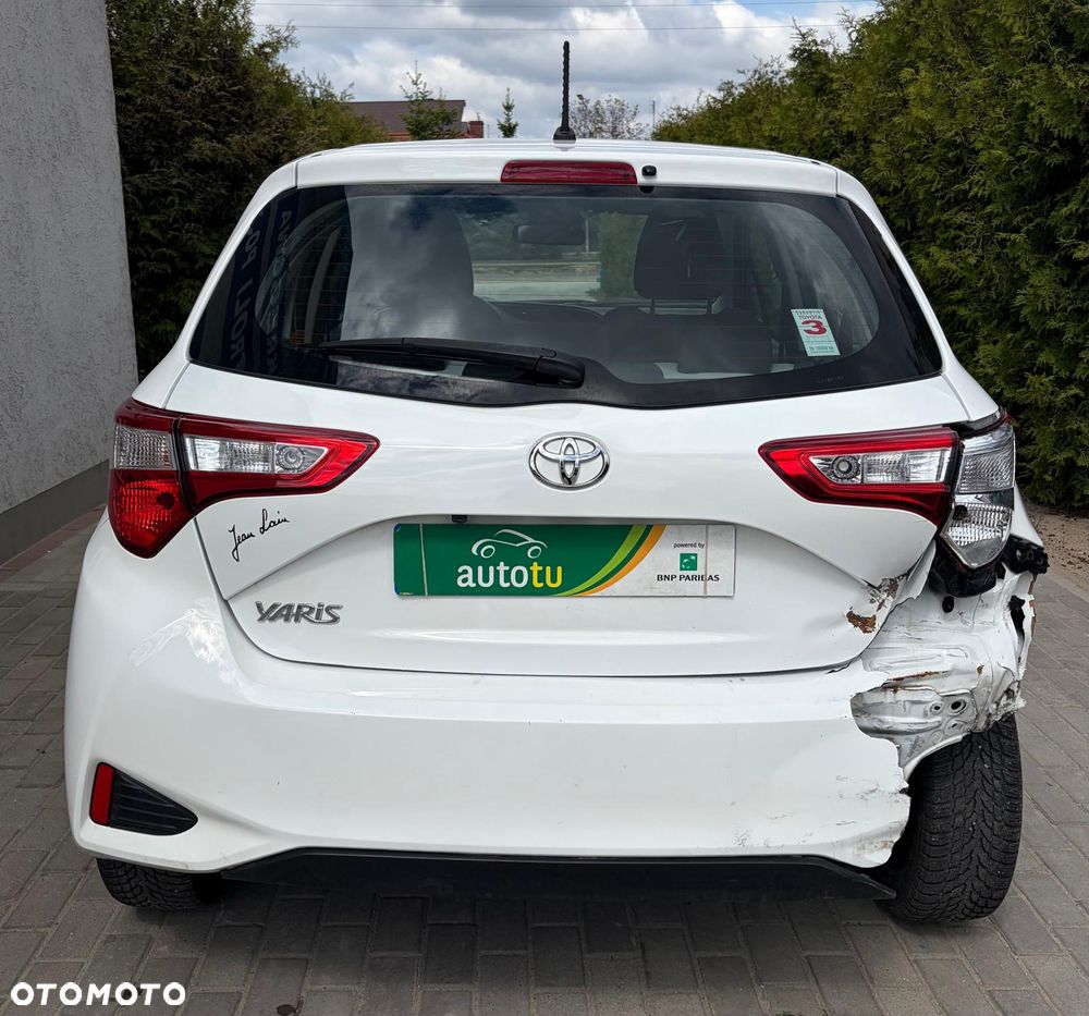 Toyota Yaris - 8