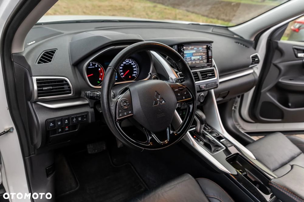 Mitsubishi Eclipse Cross 1.5 T GPF Intense Plus CVT - 29